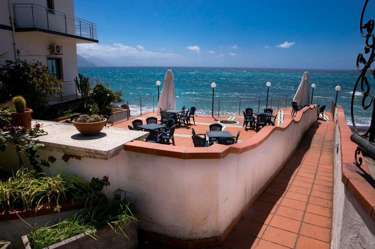 Hotel La Perla Виламаре Екстериор снимка